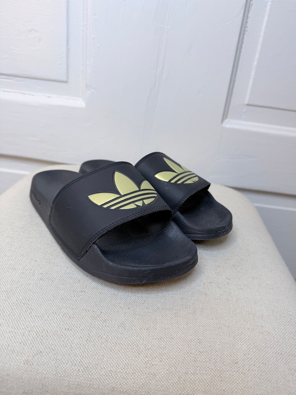 Adidas Adilette Slides Black Women's Size 6
